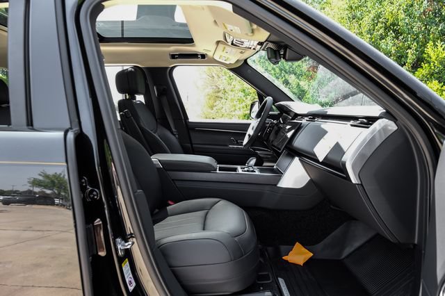New 2027 Land Rover Range Rover Long Wheelbase SE AWD/4WD image 41