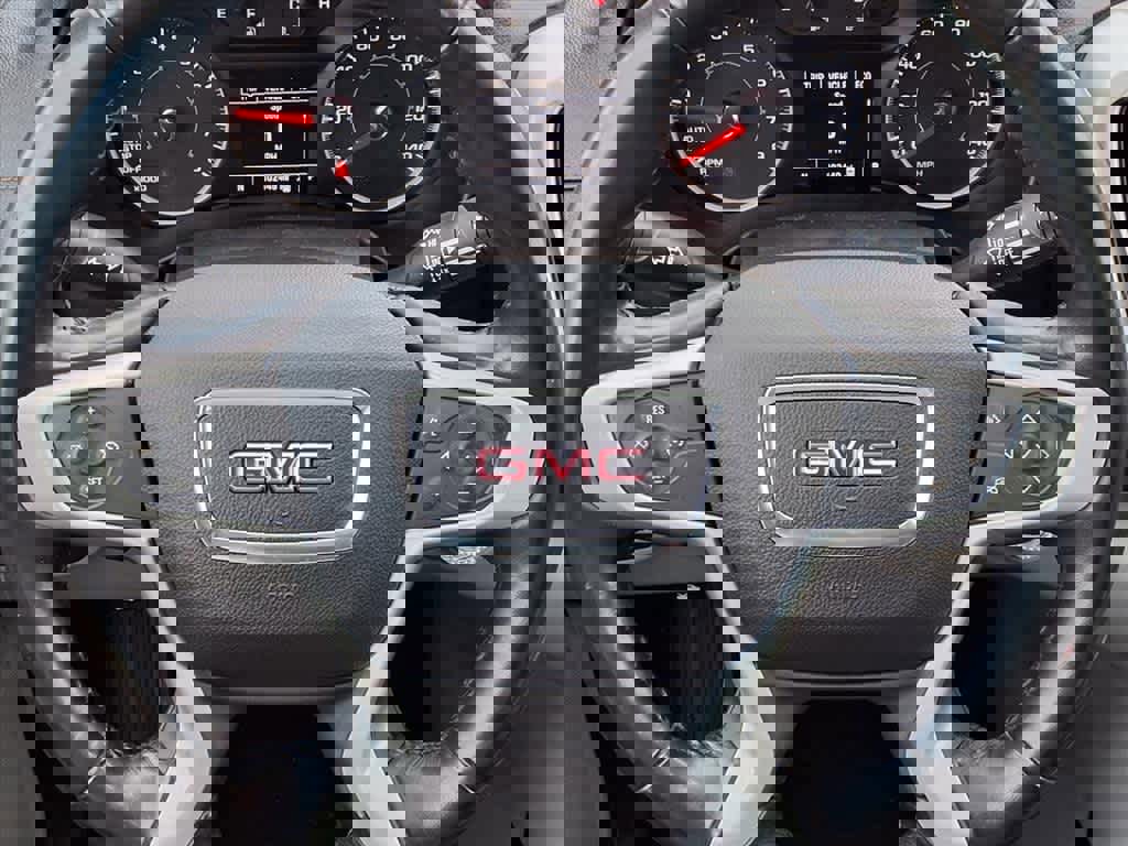 Used 2018 GMC Terrain SLE image 16