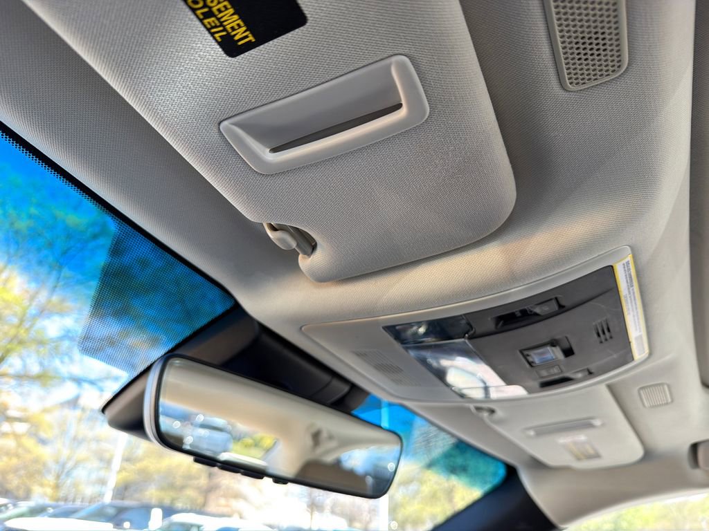 Used 2021 Lexus ES 300h w/ Premium Package image 31