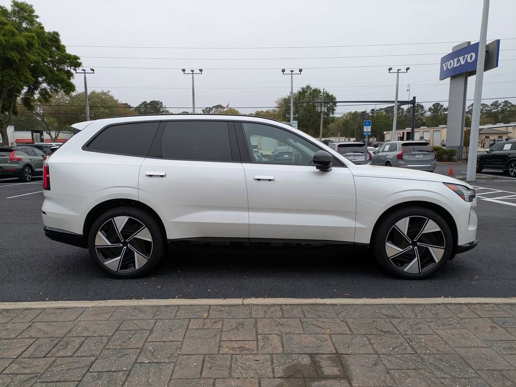 Certified 2025 Volvo EX90 Ultra w/ Protection Package Premier image 7
