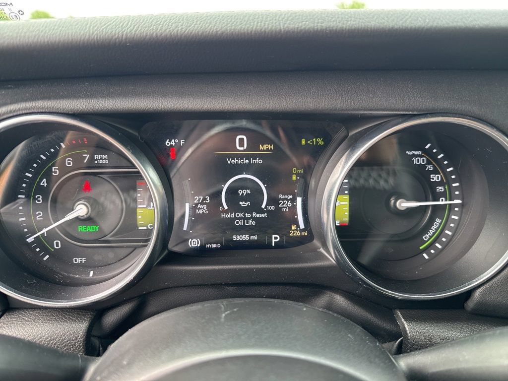 Used 2022 Jeep Wrangler Unlimited Sahara w/ Cold Weather Group AWD/4WD image 13