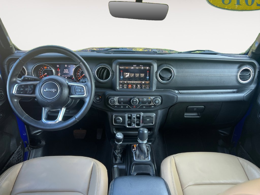 Used 2018 Jeep Wrangler Unlimited Sahara AWD/4WD image 10