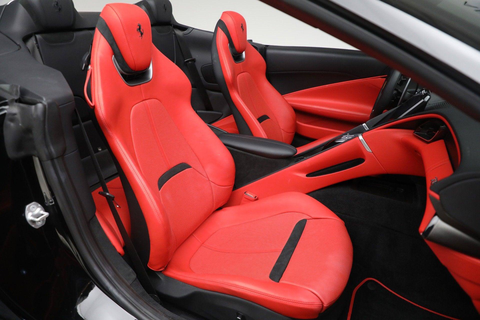 Certified 2024 Ferrari Roma Spider RWD image 18