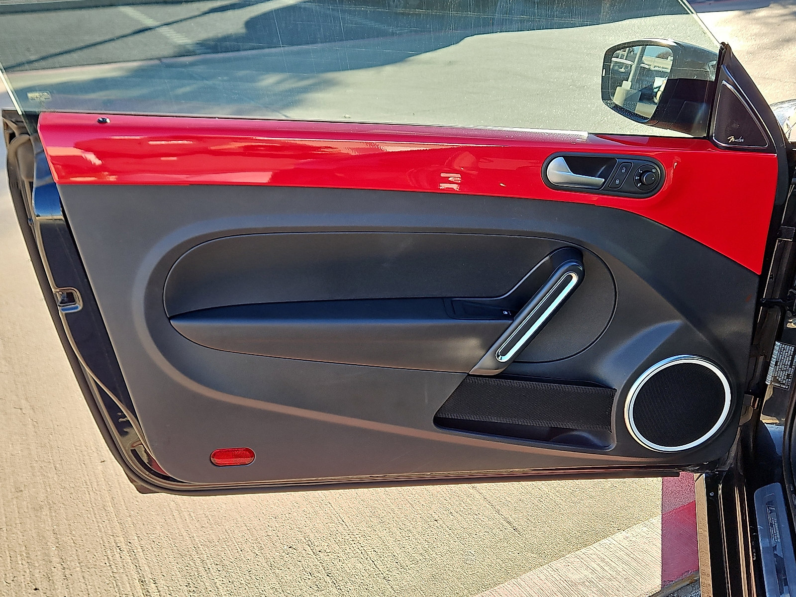 Used 2013 Volkswagen Beetle R-Line image 13