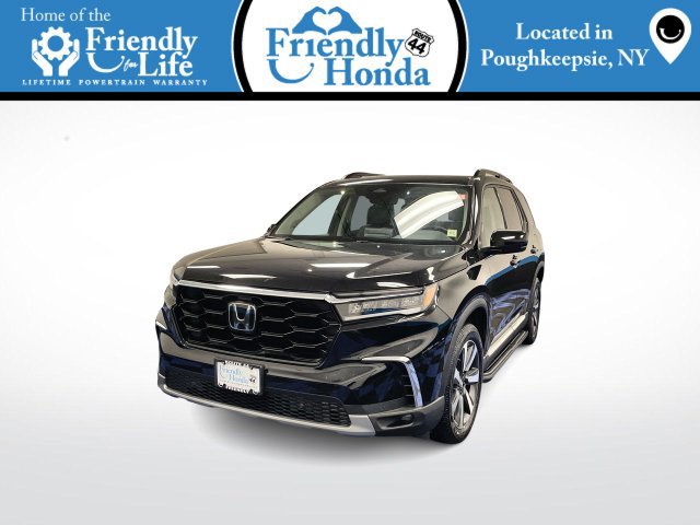 Certified 2023 Honda Pilot Touring image 1