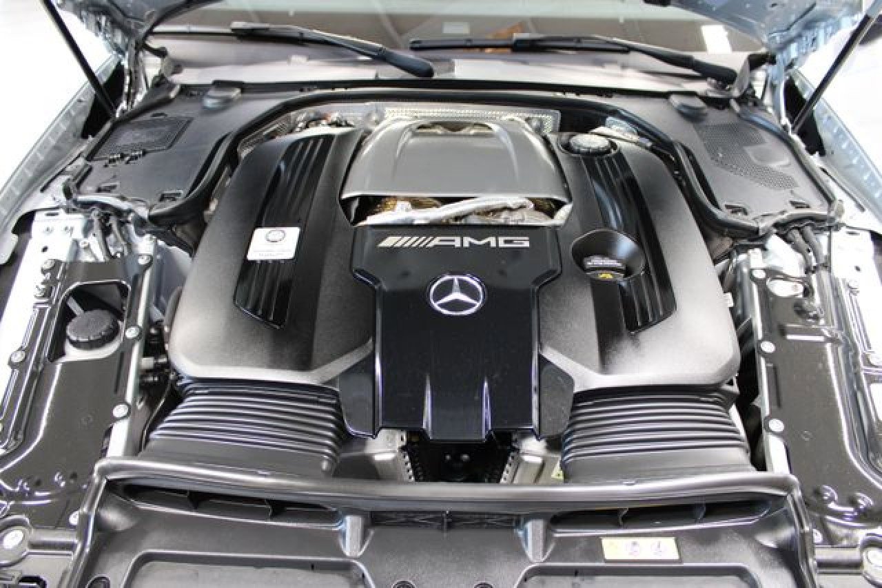 Used 2022 Mercedes-Benz SL 55 AMG 4MATIC image 43