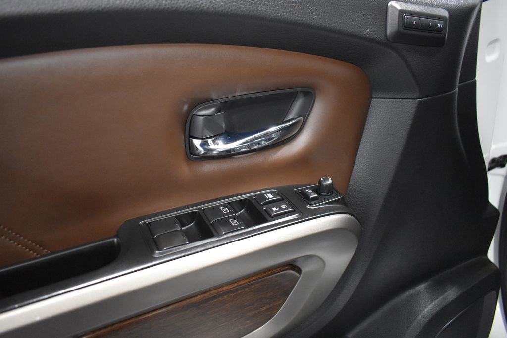 Certified 2023 Nissan Titan Platinum Reserve w/ Moonroof Package AWD/4WD image 15