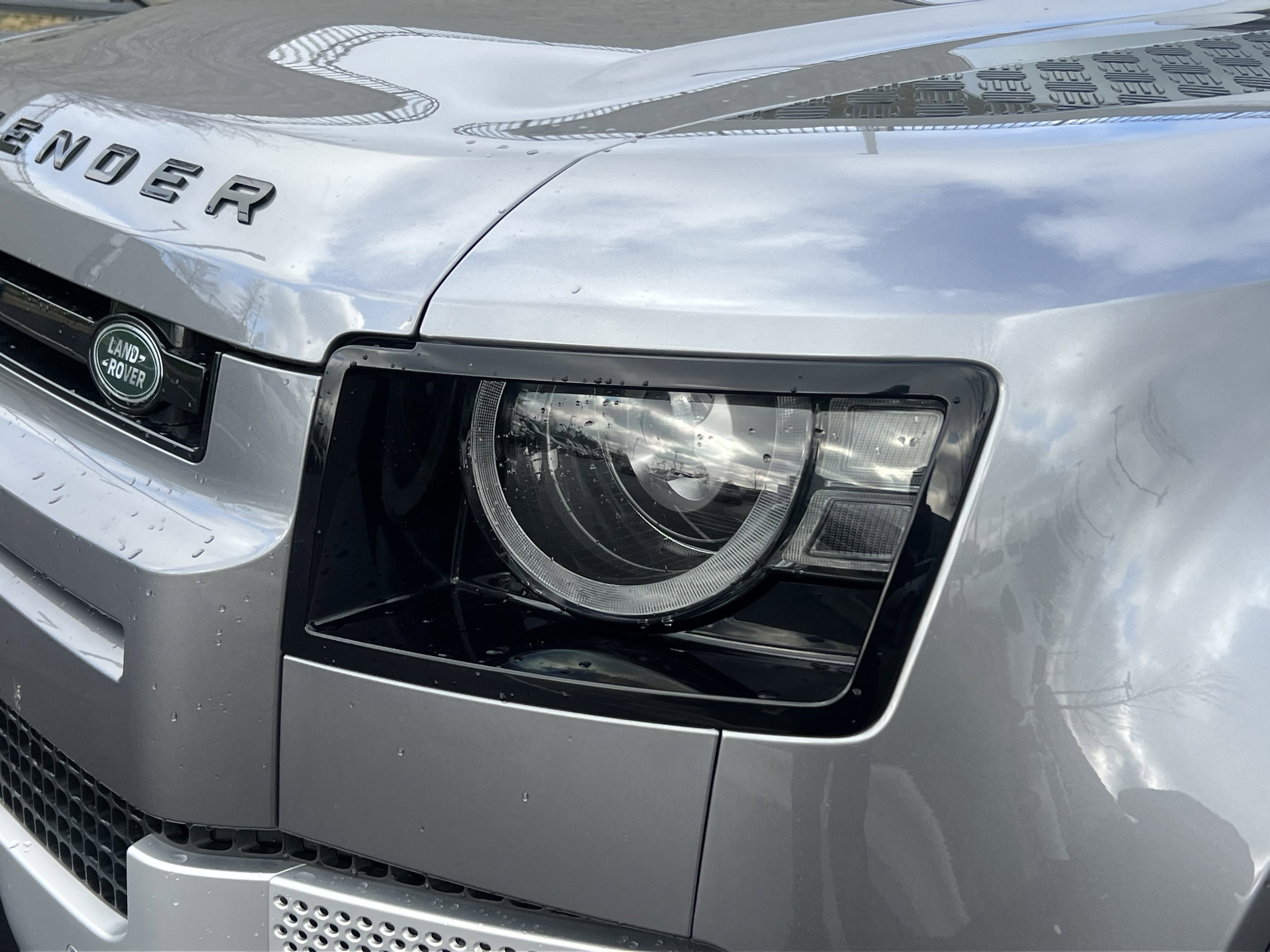 Certified 2024 Land Rover Defender 110 S image 12