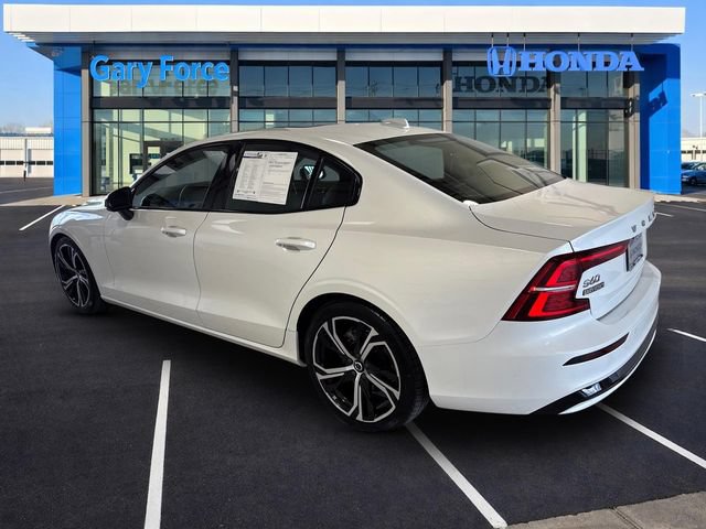 Used 2024 Volvo S60 B5 Core AWD/4WD image 3