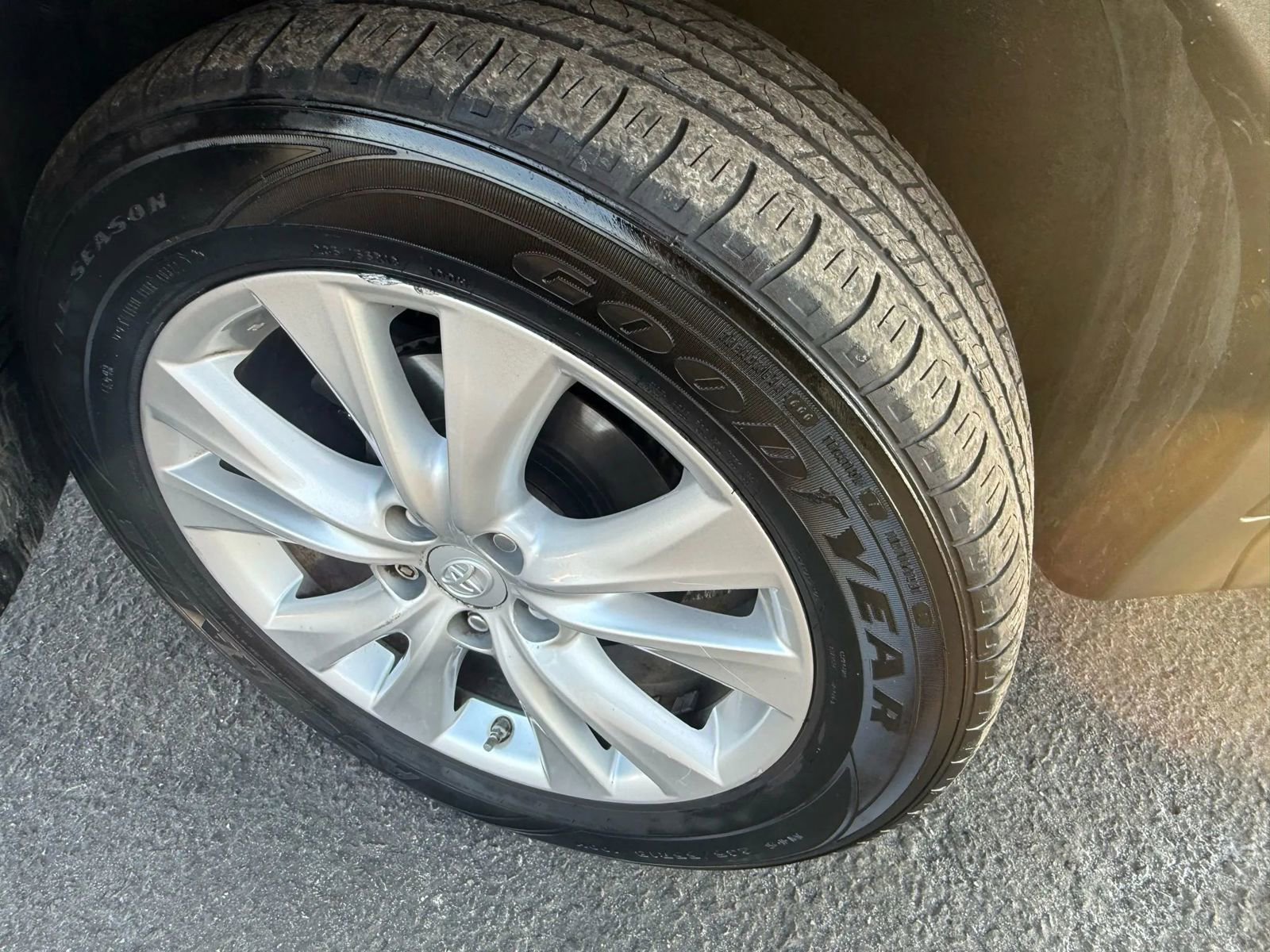 Used 2014 Toyota RAV4 Limited image 48