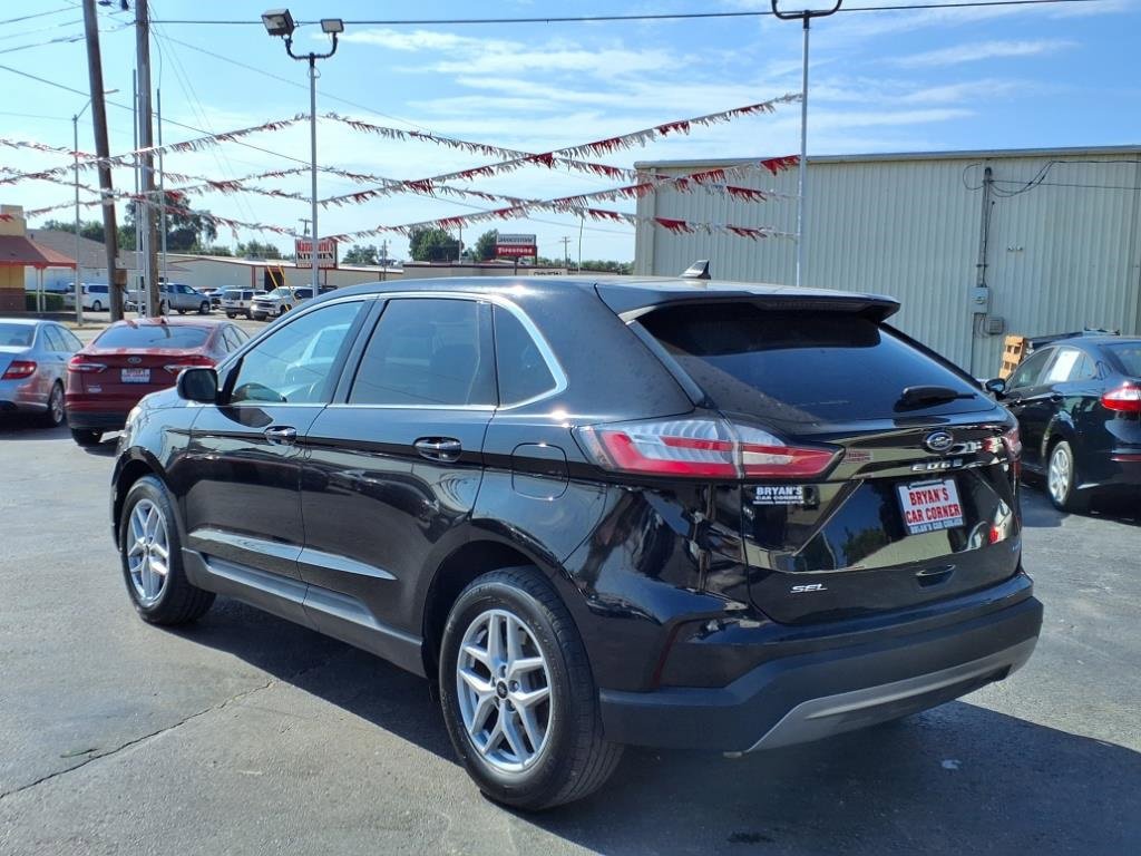 Used 2024 Ford Edge SEL image 3