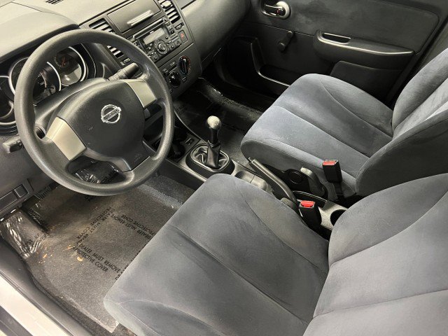 Used 2011 Nissan Versa Sedan image 11