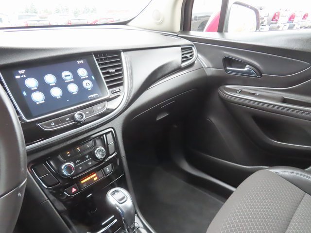 Used 2020 Buick Encore Preferred image 31