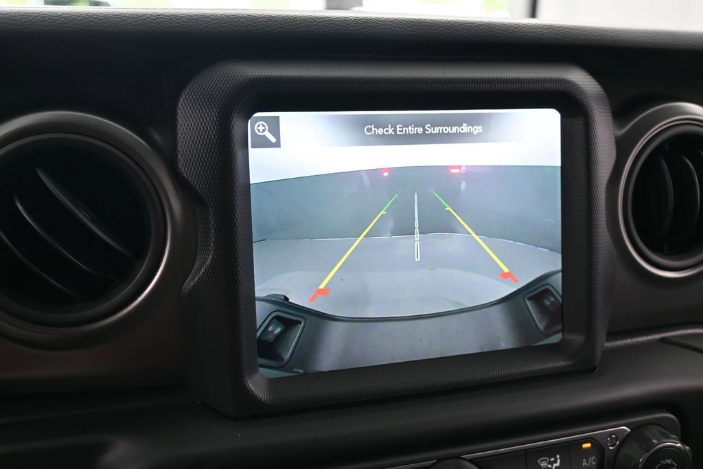 Used 2021 Jeep Gladiator Sport AWD/4WD image 18
