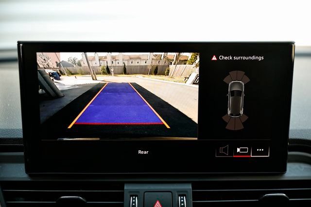 Certified 2024 Audi SQ5 Premium AWD/4WD image 35