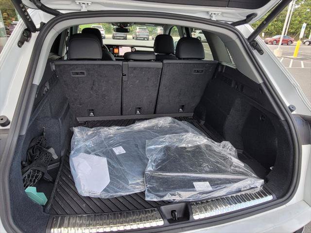 Certified 2025 Audi Q5 Premium AWD/4WD image 10