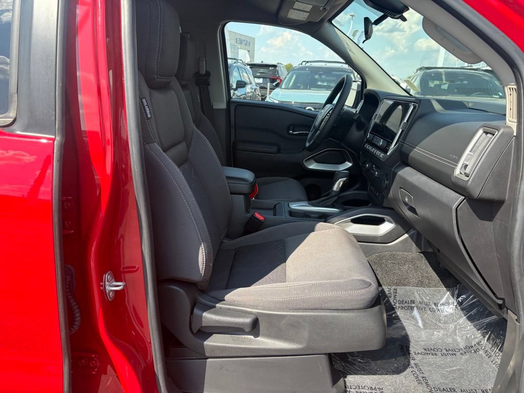 Used 2025 Nissan Frontier SV w/ SV Convenience Package AWD/4WD image 18