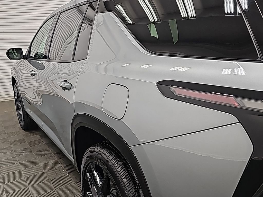 Used 2024 Chevrolet Traverse RS w/ LPO, Floor Liner Package image 6