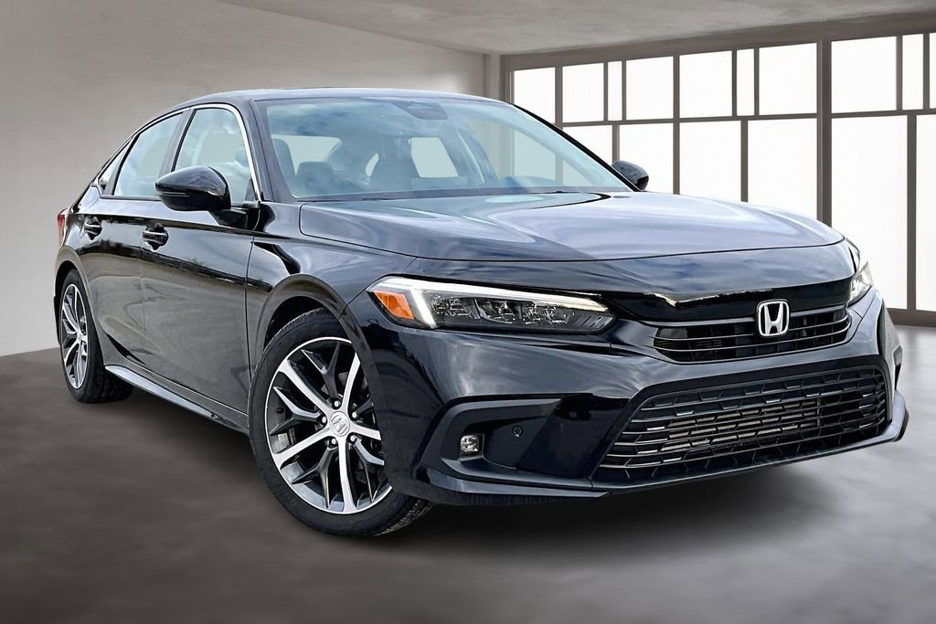 Used 2024 Honda Civic Touring image 3