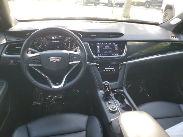 Used 2023 Cadillac XT6 Sport w/ LPO, Floor Liner Package AWD/4WD image 16