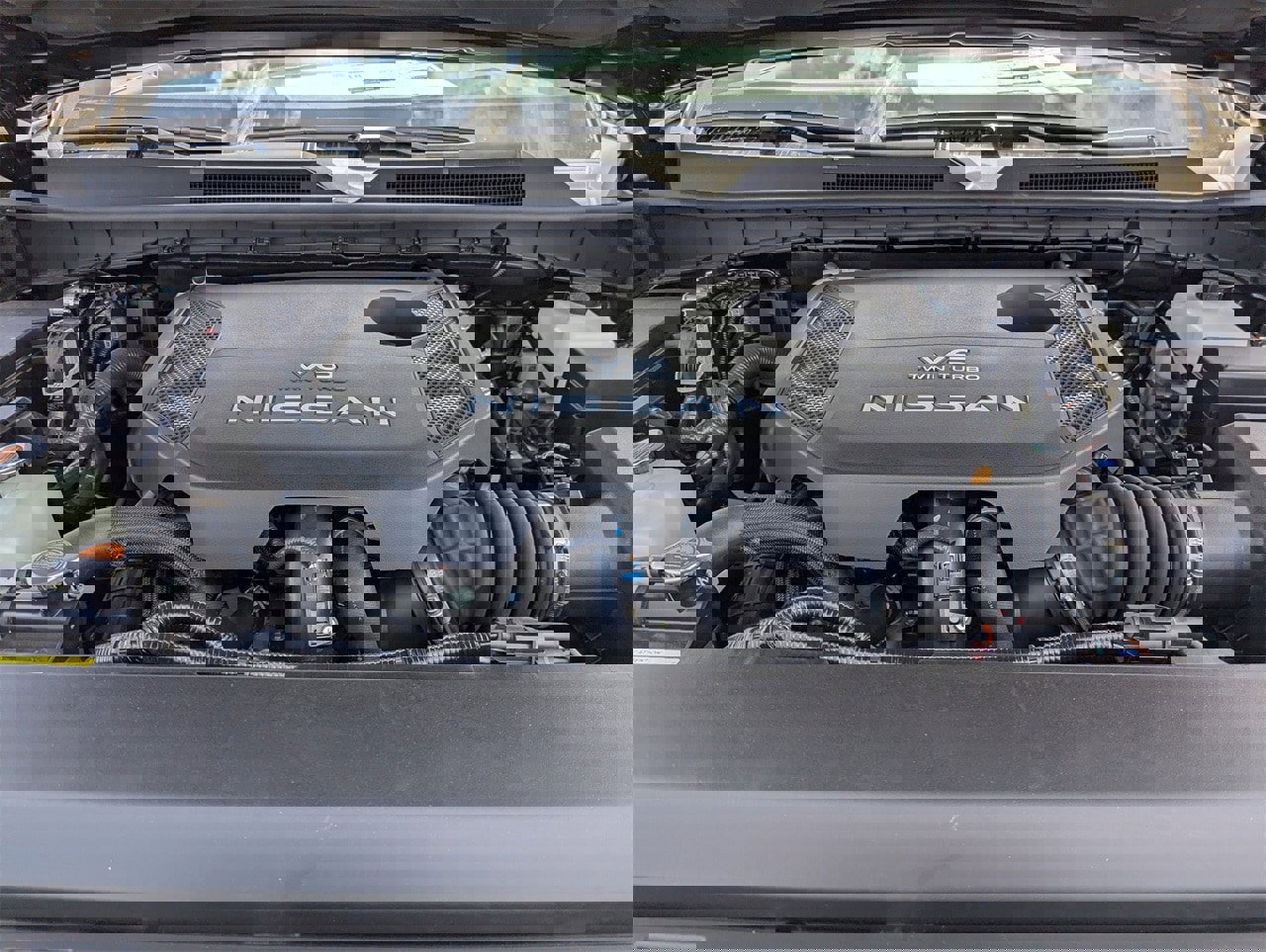 New 2025 Nissan Armada SL w/ Captain's Chari Seat Package image 10