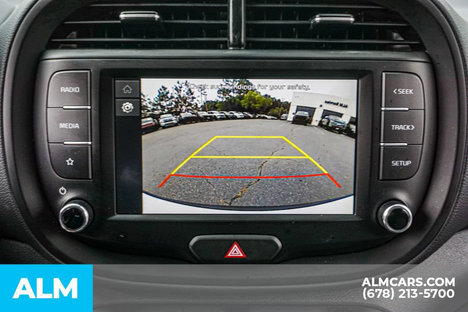 Used 2025 Kia Soul LX w/ LX Technology Package FWD image 35