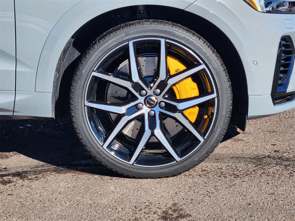 Used 2026 Volvo XC60 T8 Polestar w/ Protection Package Premier image 29