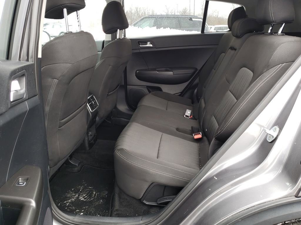 Used 2017 Kia Sportage LX image 24
