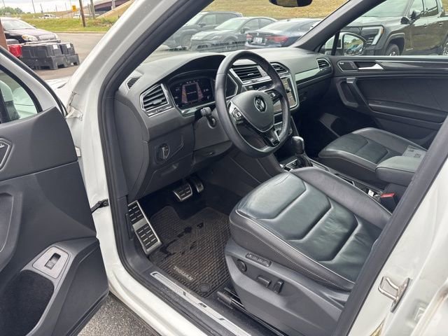 Used 2021 Volkswagen Tiguan SEL Premium R-Line AWD/4WD image 9