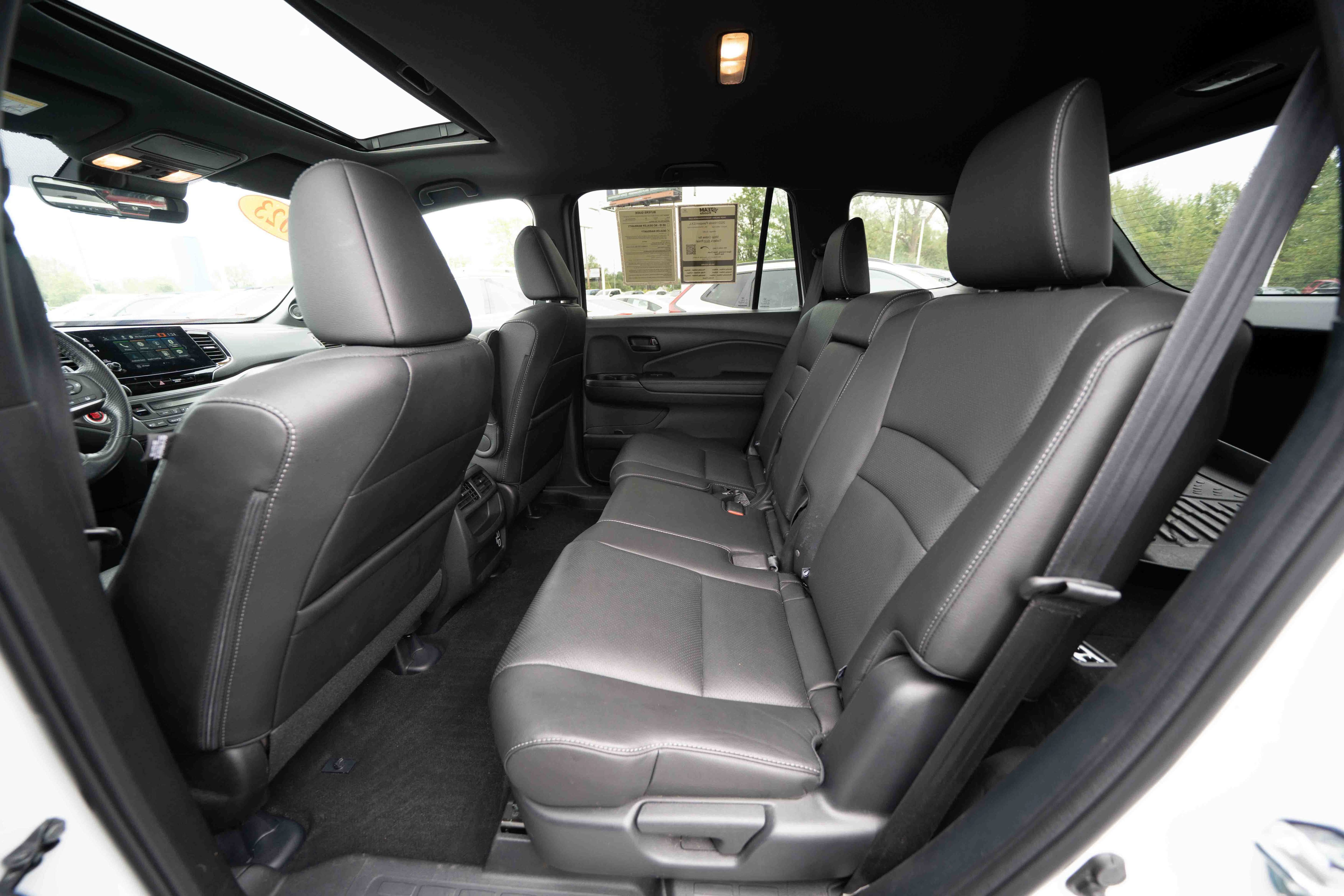 Used 2023 Honda Passport EX-L image 23