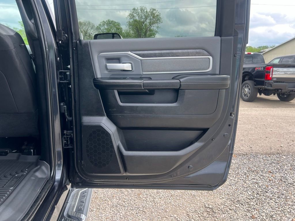 Used 2021 RAM 2500 Big Horn image 18