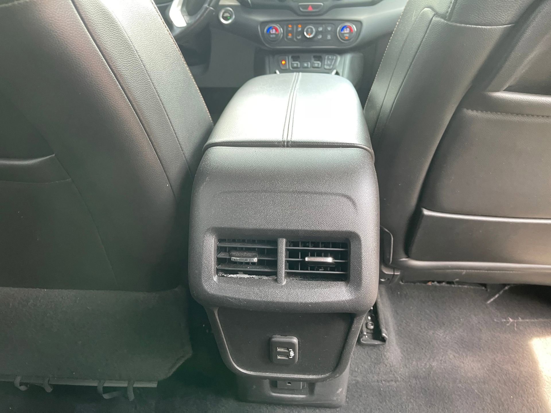Used 2021 GMC Terrain SLT FWD image 26