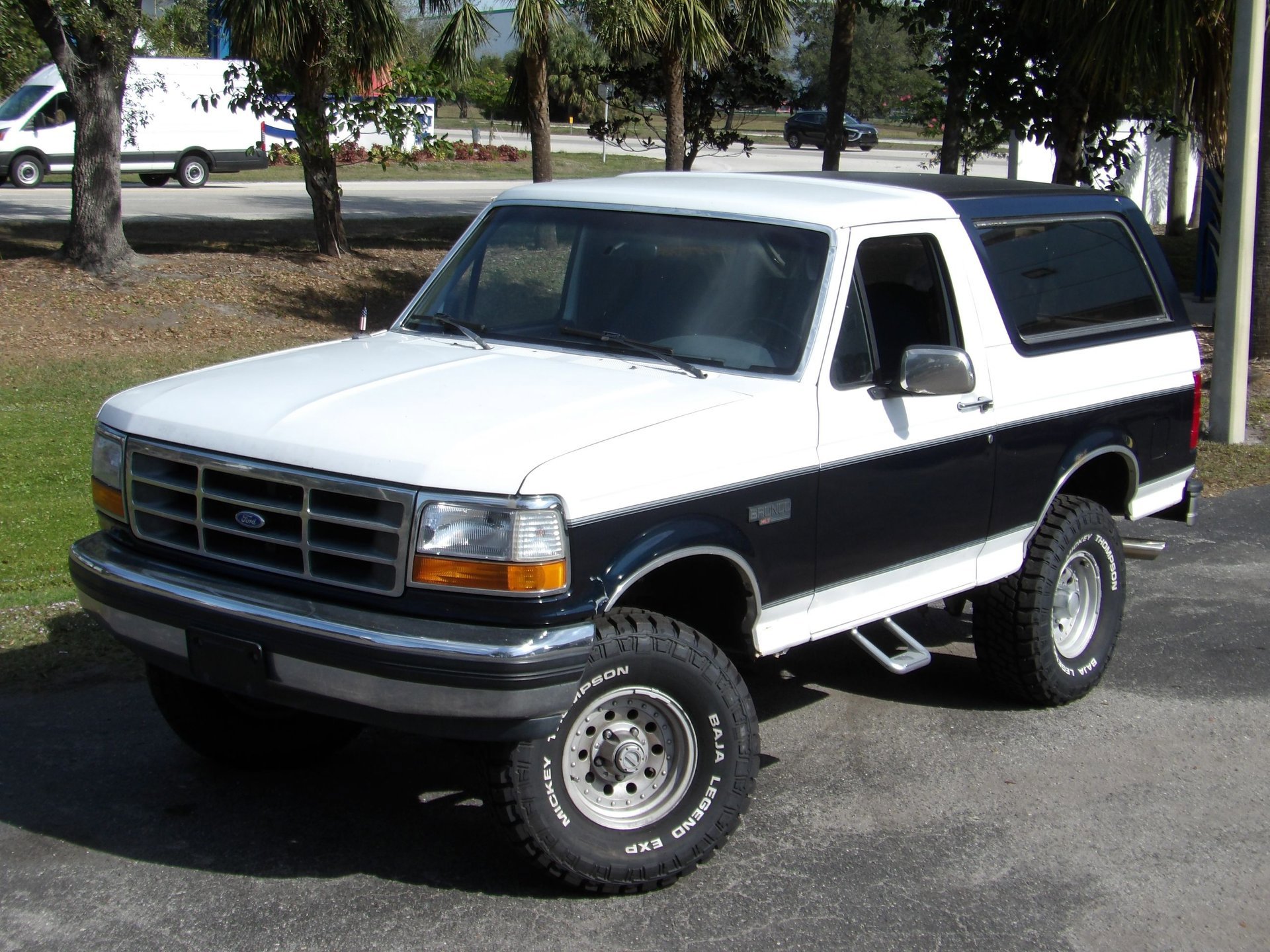 Used 1992 Ford Bronco image 11