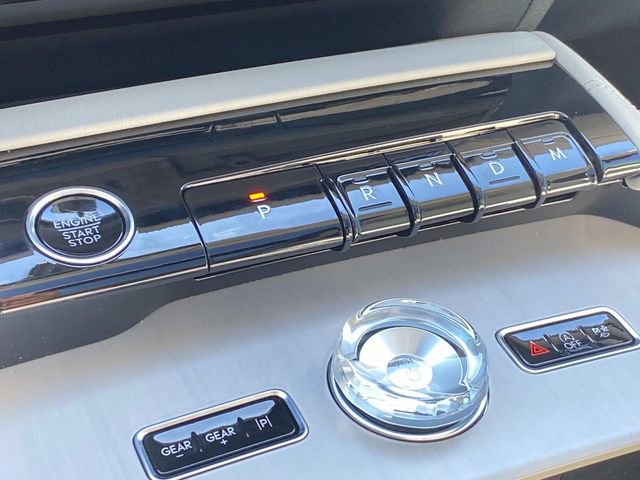 New 2026 Lincoln Navigator Reserve AWD/4WD image 26