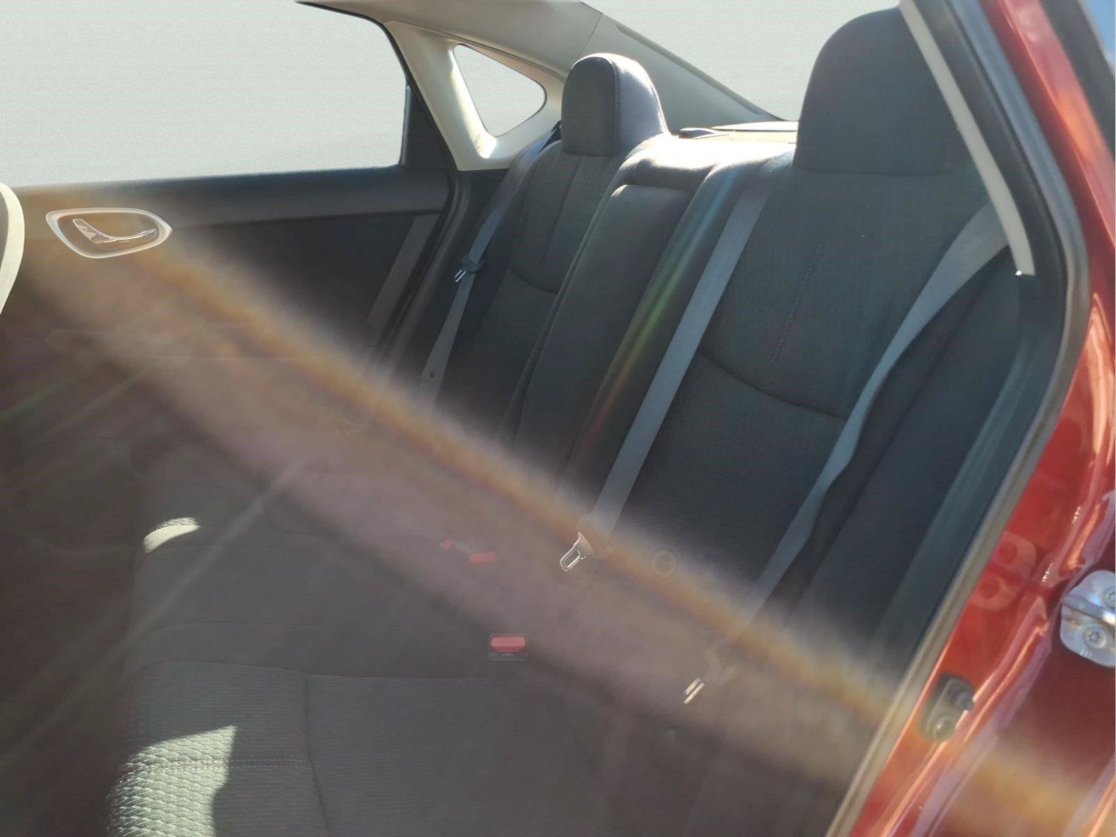 Used 2014 Nissan Sentra SR FWD image 30