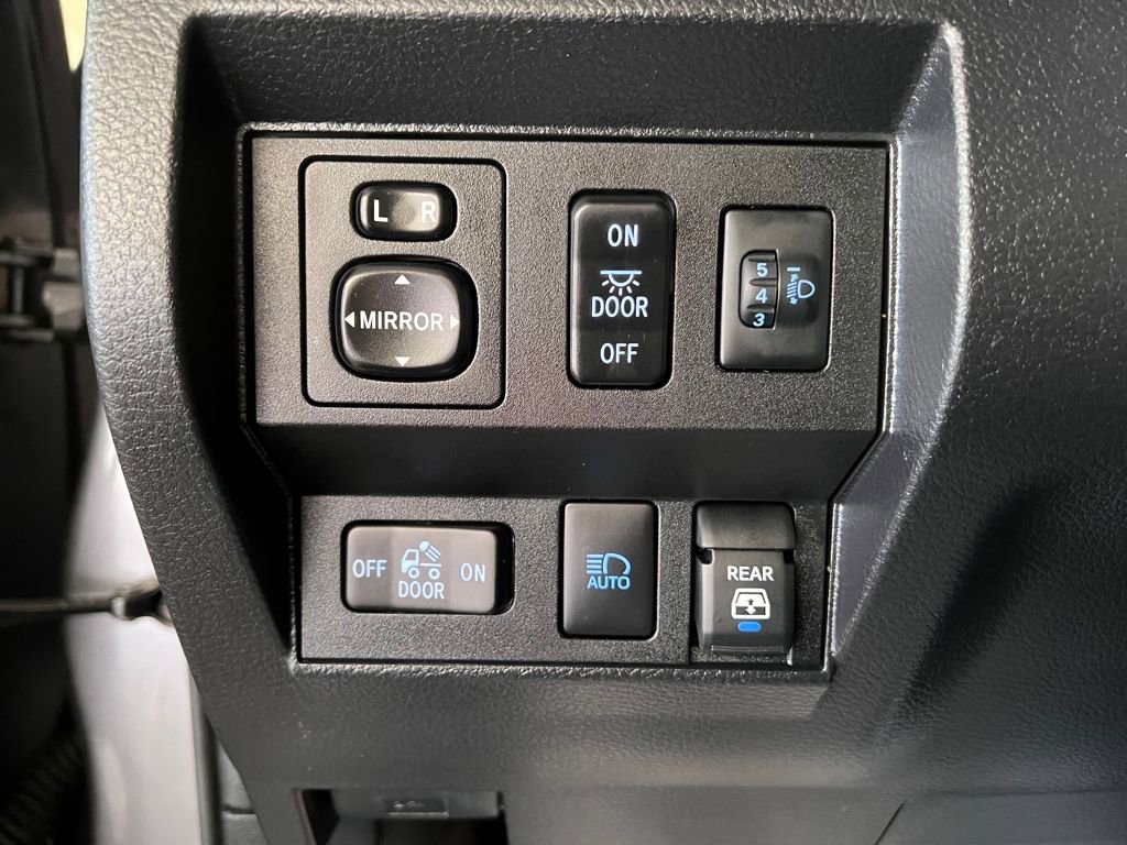 Used 2021 Toyota Tundra SR5 image 24