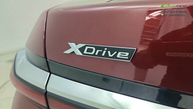 Used 2025 BMW 740i xDrive AWD/4WD image 17