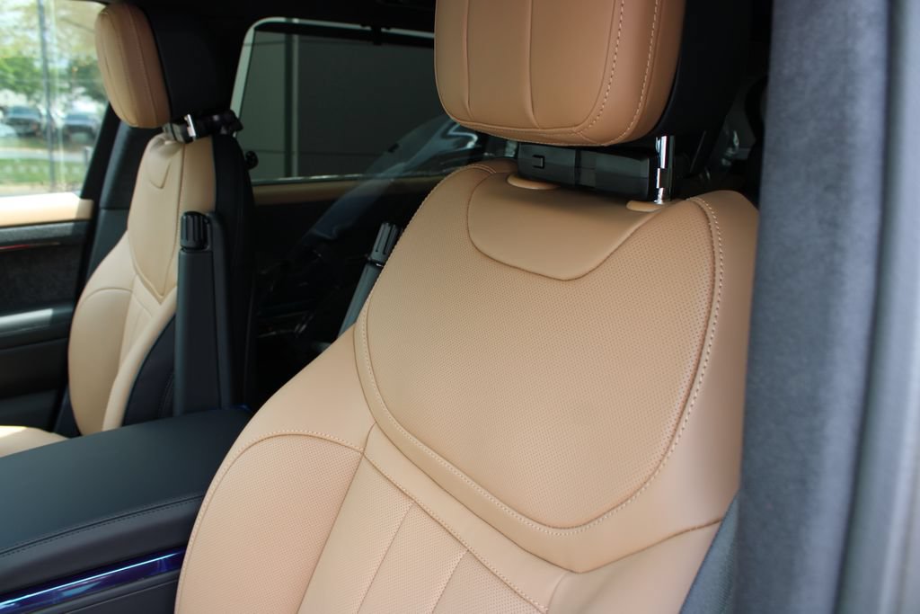 New 2026 Land Rover Range Rover Sport Autobiography Plug-In Hybrid AWD/4WD image 10