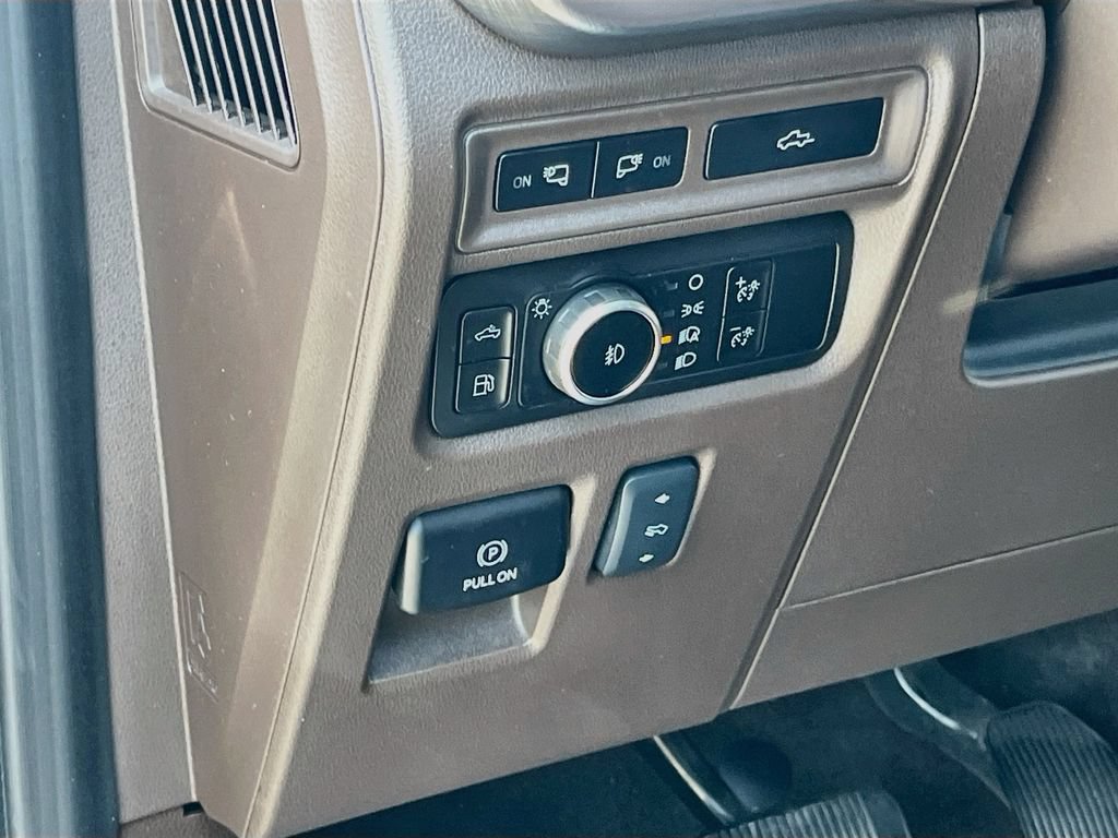 Used 2023 Ford F150 King Ranch w/ Equipment Group 601A High AWD/4WD image 10
