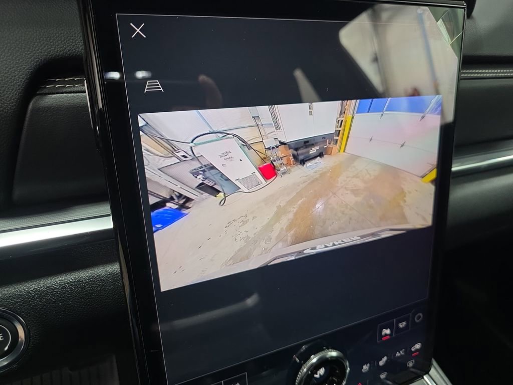 New 2026 GMC Terrain Elevation w/ Elevation Premium Package image 24