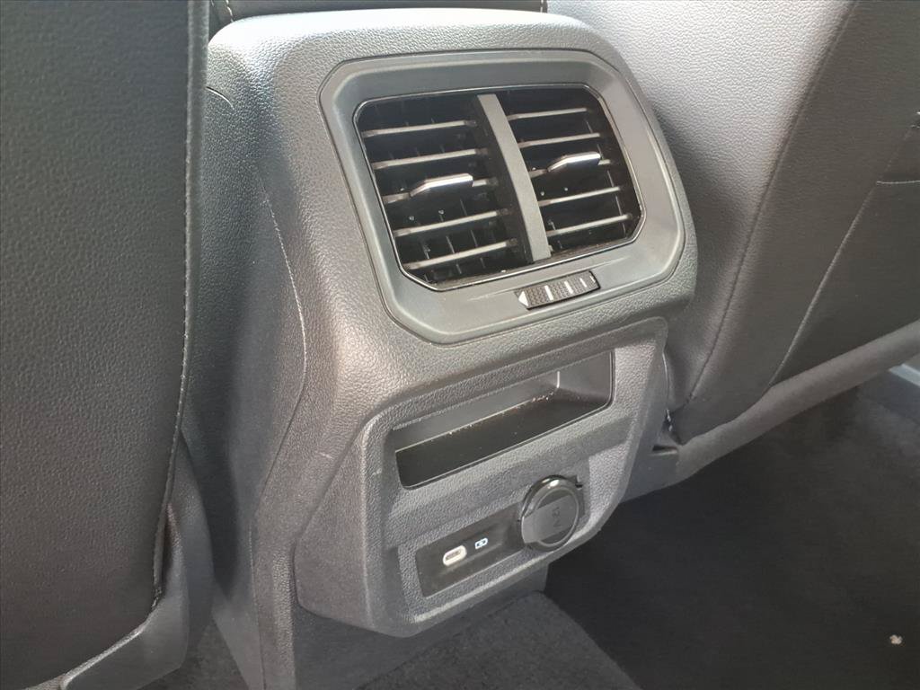 Used 2024 Volkswagen Tiguan Wolfsburg Edition AWD/4WD image 18