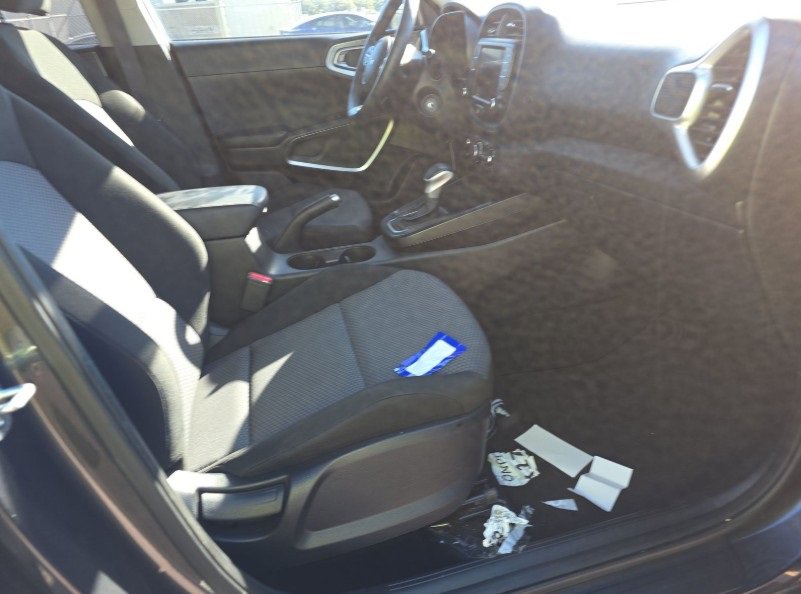 Used 2023 Kia Soul LX w/ Option Group 015 image 21