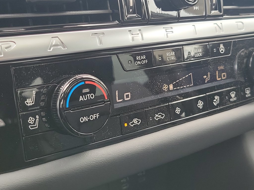 New 2026 Nissan Pathfinder Platinum AWD/4WD image 36
