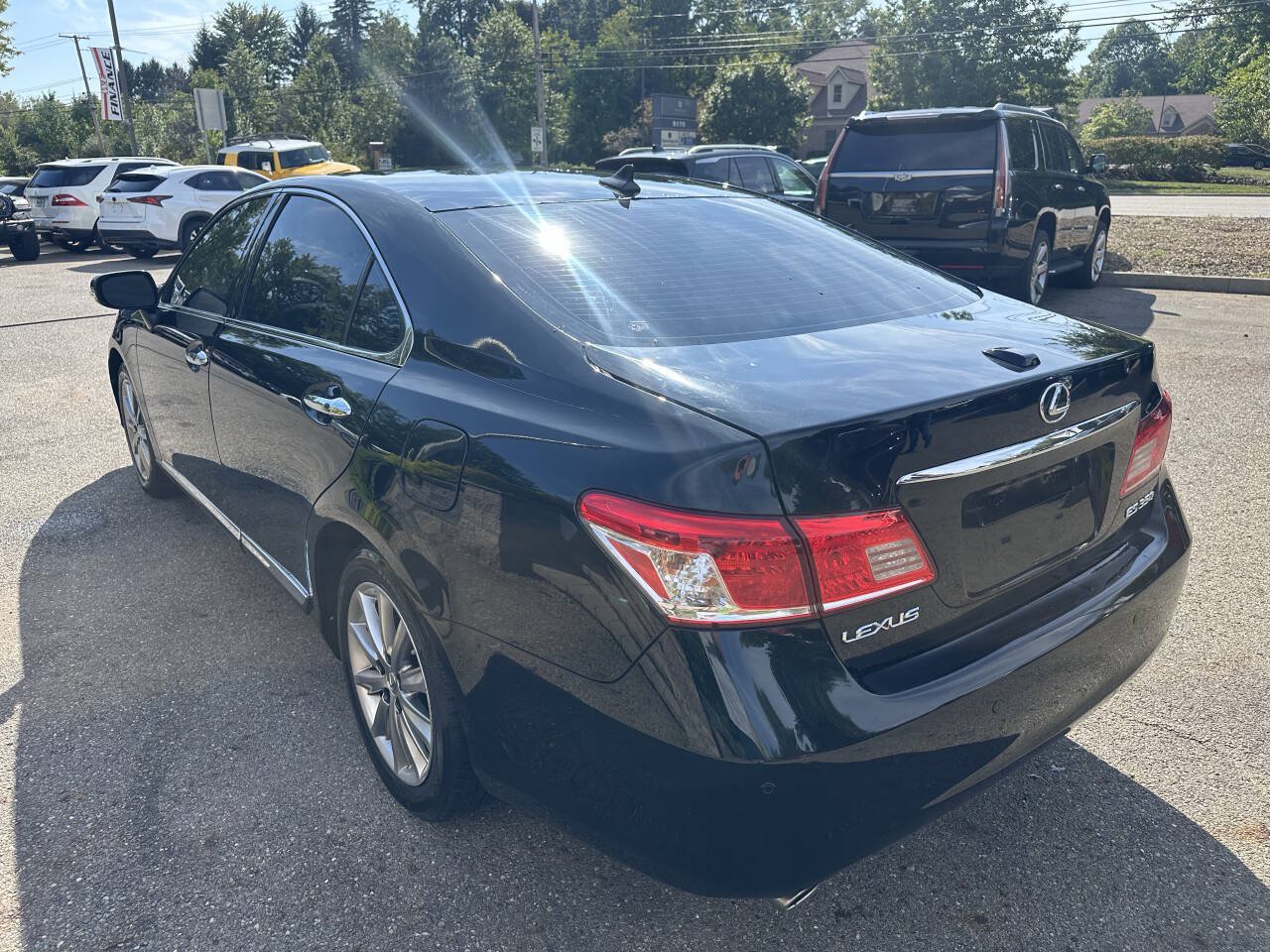 Used 2010 Lexus ES 350 FWD image 4