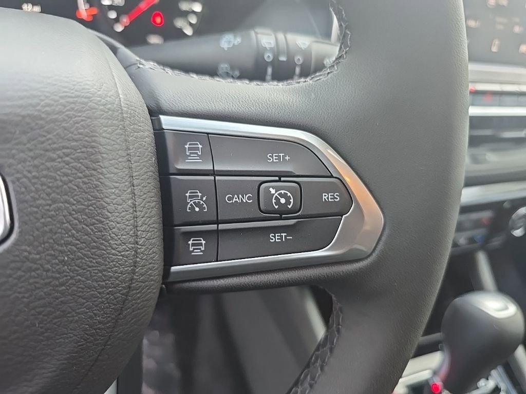 New 2026 Jeep Compass Limited image 25