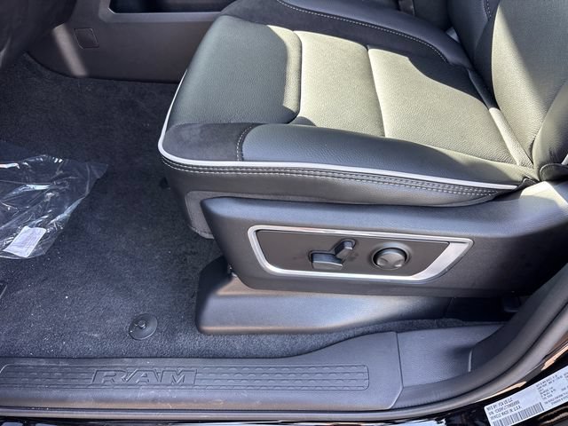 New 2027 RAM 1500 Laramie AWD/4WD image 9