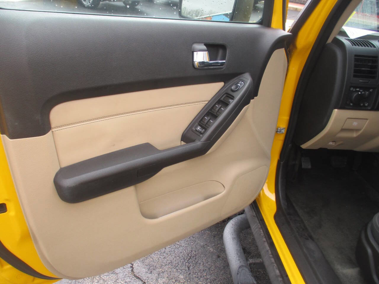 Used 2007 HUMMER H3 image 14