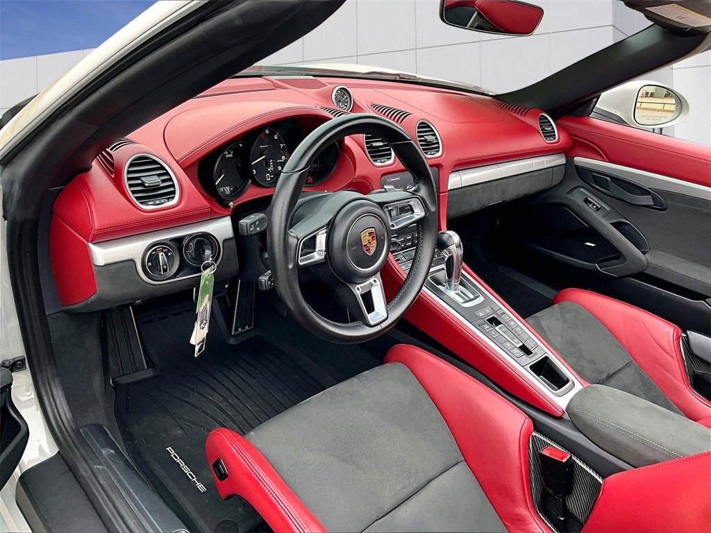 Used 2021 Porsche 718 Boxster Spyder image 4