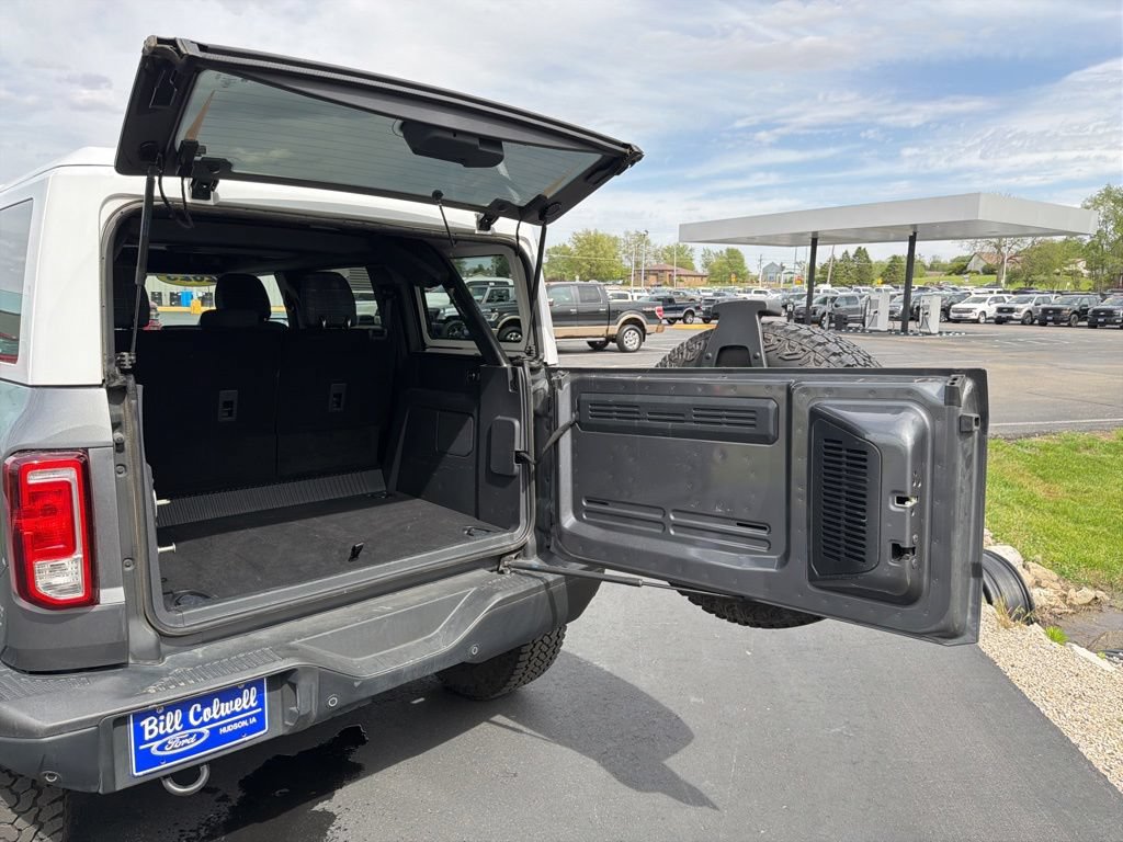Used 2025 Ford Bronco Heritage Edition AWD/4WD image 15