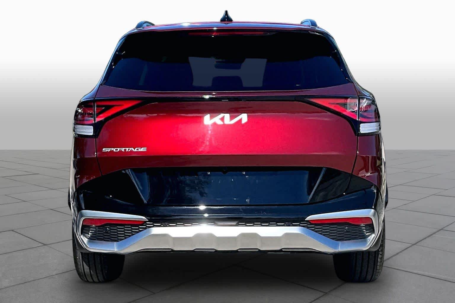 Used 2025 Kia Sportage SX FWD image 5
